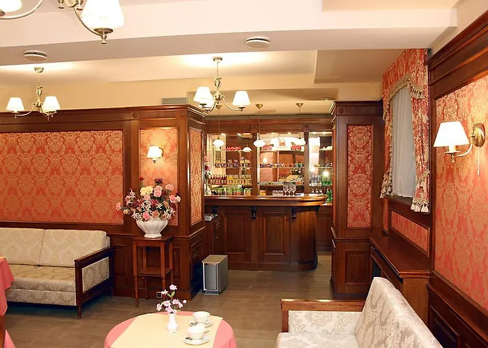 Piastowska Bed & Breakfast 3*